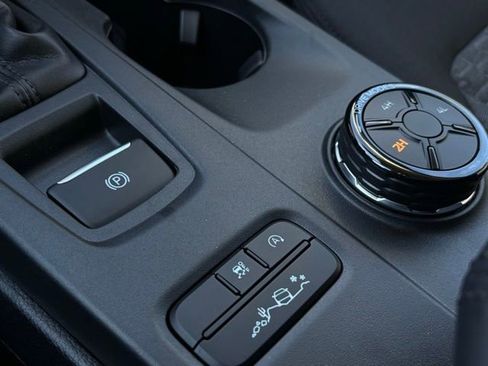 New 2025 Ford Ranger XLT w/ Equipment Group 301A High image 39