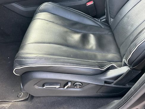 Used 2023 Acura MDX SH-AWD w/ Advance Package image 15