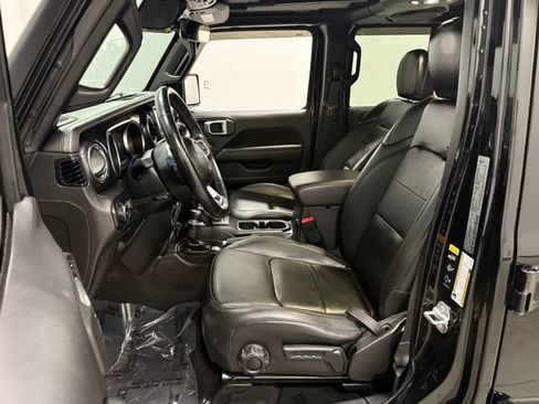 Used 2021 Jeep Wrangler Unlimited Sahara AWD/4WD image 11