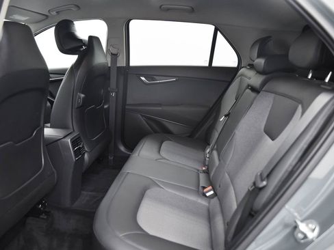 Used 2024 Kia Niro EX image 14