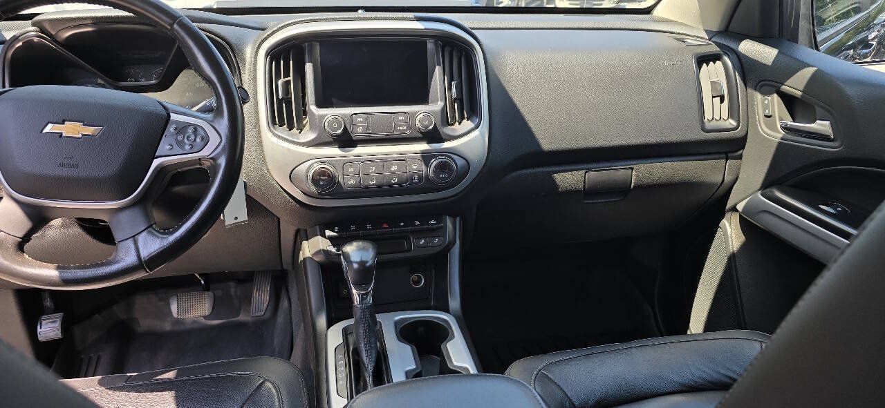 Used 2022 Chevrolet Colorado ZR2 w/ ZR2 Midnight Special Edition AWD/4WD image 19