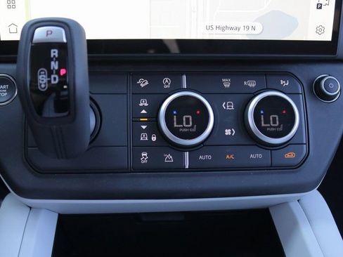 New 2026 Land Rover Defender 110 X-Dynamic SE AWD/4WD image 26