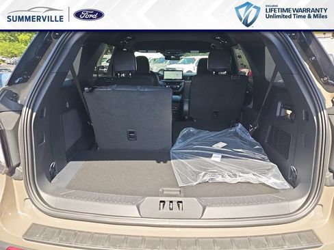 New 2026 Ford Explorer ST RWD image 15