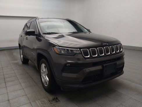 Used 2022 Jeep Compass Latitude w/ Convenience Group AWD/4WD image 13