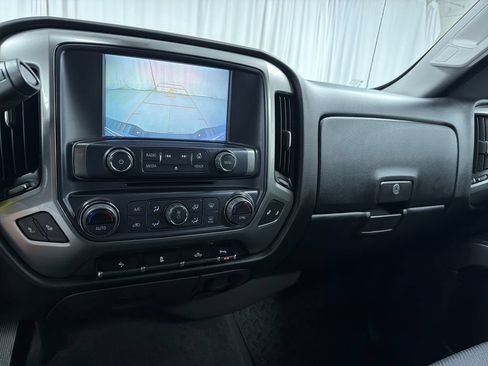 Used 2018 Chevrolet Silverado 1500 LT w/ All Star Edition AWD/4WD image 21