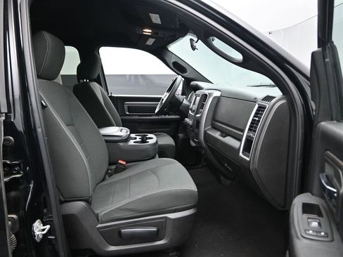 Used 2024 RAM 1500 Classic Warlock image 27