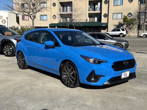 Used 2025 Subaru Impreza 2.0i Sport image 3