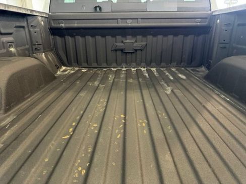Certified 2025 Chevrolet Silverado 1500 High Country AWD/4WD image 43