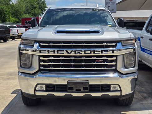 Used 2020 Chevrolet Silverado 2500 LTZ w/ LTZ Texas Edition AWD/4WD image 2