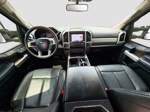 Used 2021 Ford F250 Lariat w/ Tremor Off-Road Package AWD/4WD image 27
