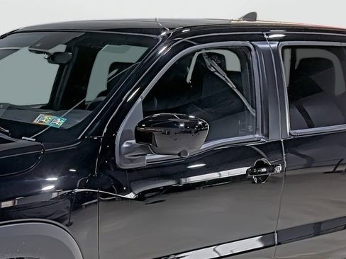 New 2026 Nissan Frontier PRO-4X w/ Pro Premium Package AWD/4WD image 8