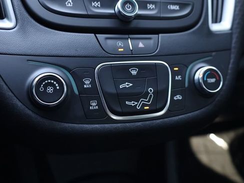 Used 2024 Chevrolet Malibu RS image 18