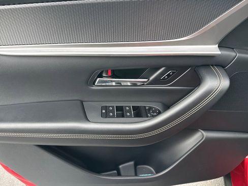 Certified 2026 MAZDA CX-70 3.3 Turbo w/ Preferred Package image 12