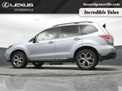 Used 2017 Subaru Forester 2.5i Touring image 38