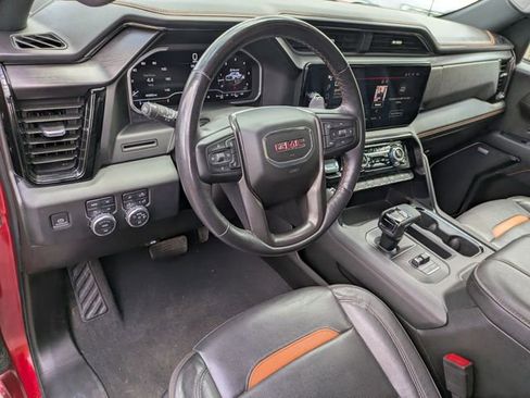 Used 2023 GMC Sierra 1500 AT4 w/ AT4 Preferred Package AWD/4WD image 10