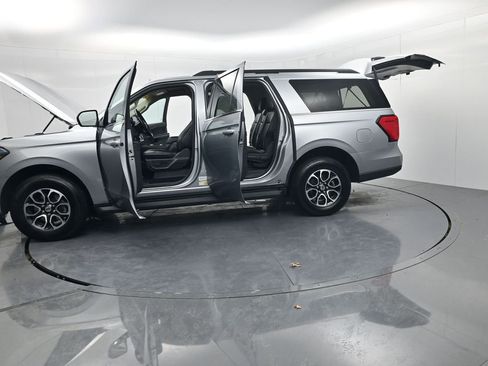 Used 2024 Ford Expedition Max XLT AWD/4WD image 69