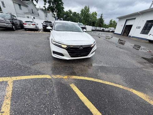 Used 2018 Honda Accord LX image 17