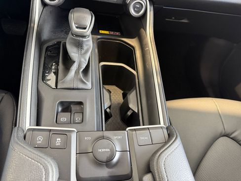 Used 2025 Toyota Grand Highlander XLE image 43