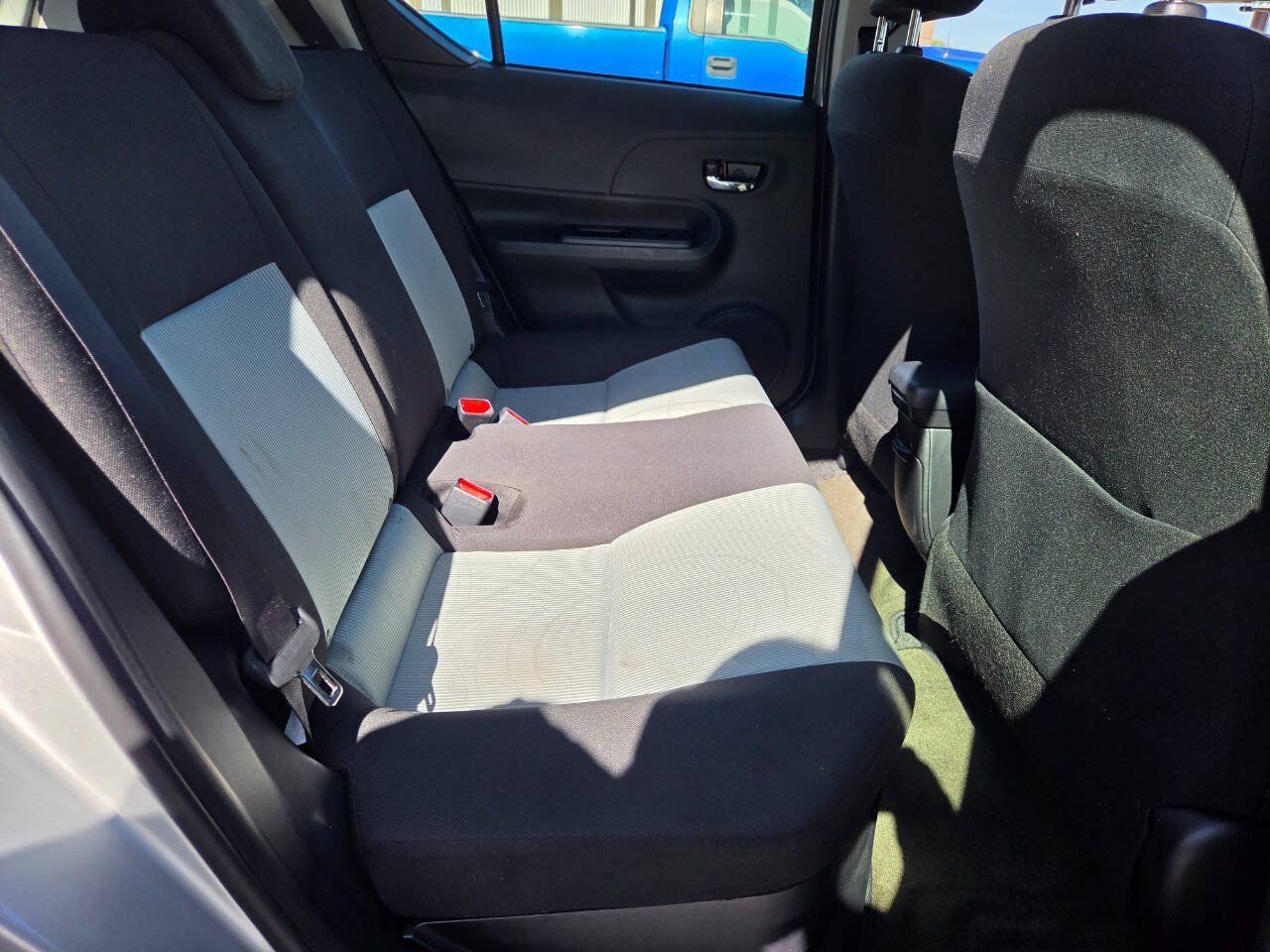 Used 2015 Toyota Prius C Two FWD image 29
