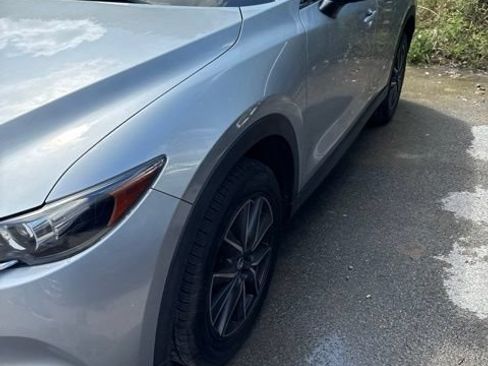 Used 2018 MAZDA CX-5 Touring w/ Preferred Equipment Package AWD/4WD image 10