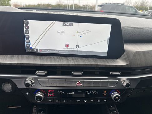 Used 2023 Kia Telluride SX image 16