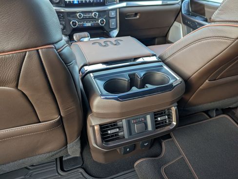 Certified 2025 Ford F150 King Ranch AWD/4WD image 33
