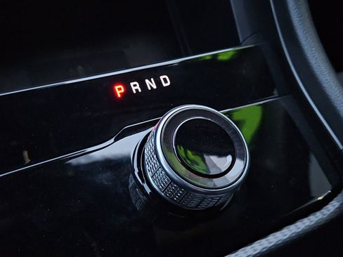 Used 2025 Jeep Grand Cherokee L Laredo w/ Luxury Tech Group I image 16