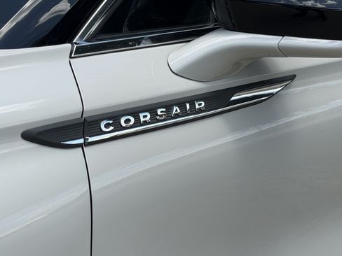 Used 2022 Lincoln Corsair FWD image 13