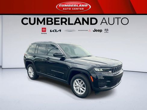 Used 2023 Jeep Grand Cherokee Laredo w/ Trailer Tow Prep Group (B) AWD/4WD image 1