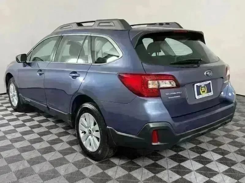 Used 2018 Subaru Outback 2.5i AWD/4WD image 12
