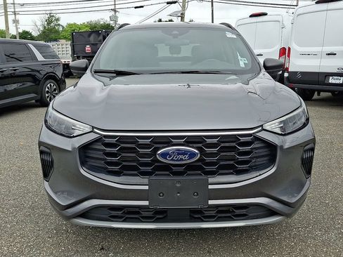 Certified 2023 Ford Escape ST-Line w/ Tech Pack #1 AWD/4WD image 2