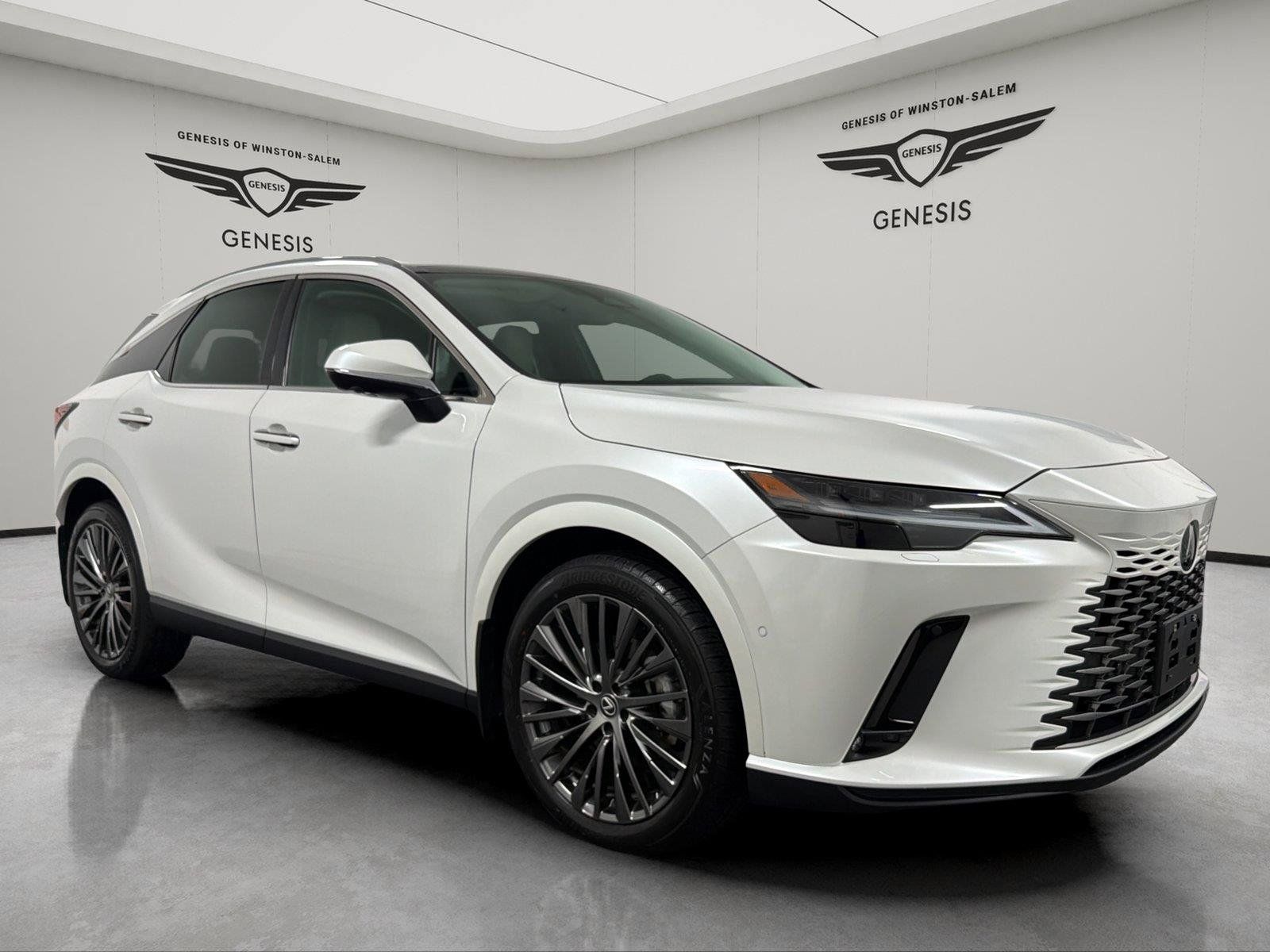 Used 2023 Lexus RX 350 FWD w/ Cold Area Package image 7