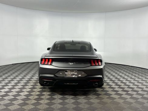 Used 2024 Ford Mustang Premium image 8