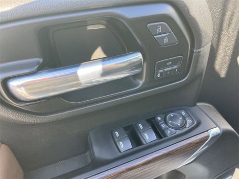 Certified 2022 Chevrolet Silverado 2500 High Country w/ Z71 Off-Road Package image 23