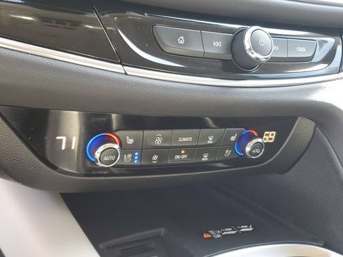 Used 2024 Buick Enclave Avenir w/ Avenir Technology Package AWD/4WD image 22