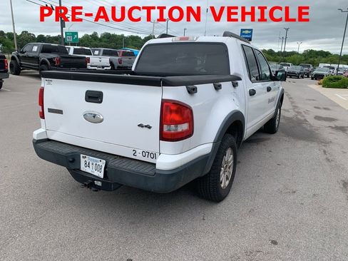Used 2007 Ford Explorer Sport Trac XLT AWD/4WD image 5