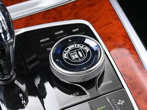 Used 2024 BMW ALPINA XB7 image 60