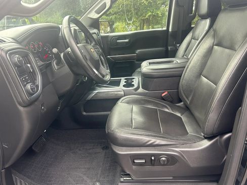 Used 2020 Chevrolet Silverado 1500 LTZ w/ LTZ Plus Package RWD image 22