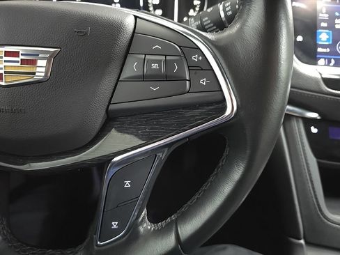 Used 2020 Cadillac XT5 Premium Luxury AWD/4WD image 21