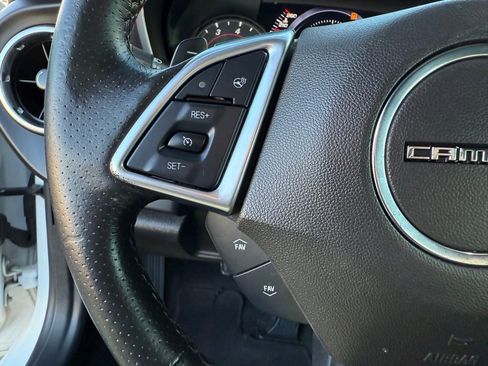 Used 2020 Chevrolet Camaro SS image 21