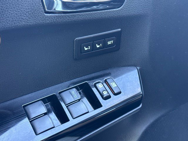 Used 2017 Toyota RAV4 Limited w/ Advanced Technology Package AWD/4WD image 16