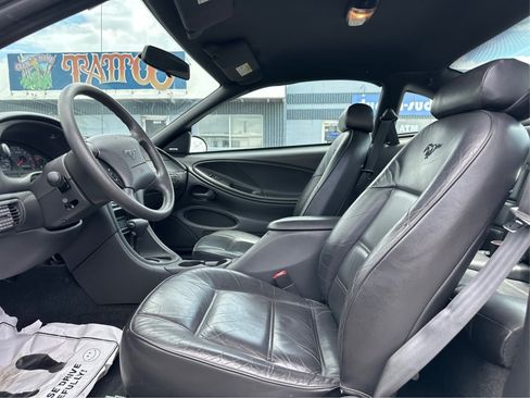 Used 2000 Ford Mustang Coupe RWD image 9