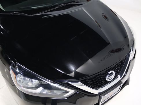 Used 2017 Nissan Sentra S image 22