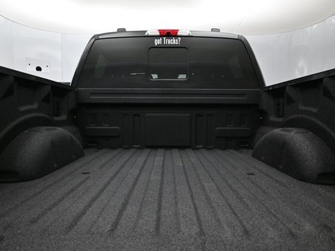 Used 2025 Ford F150 Platinum w/ FX4 Off-Road Package AWD/4WD image 7
