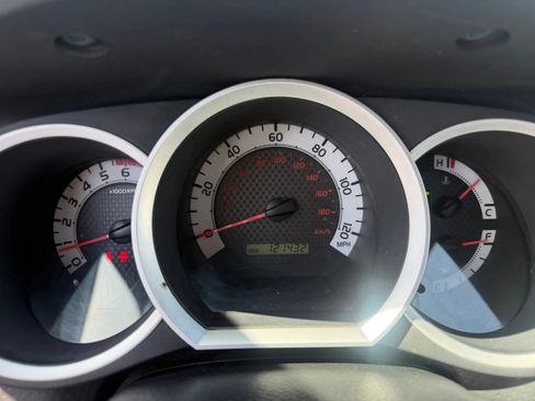Used 2013 Toyota Tacoma 2WD Regular Cab image 16