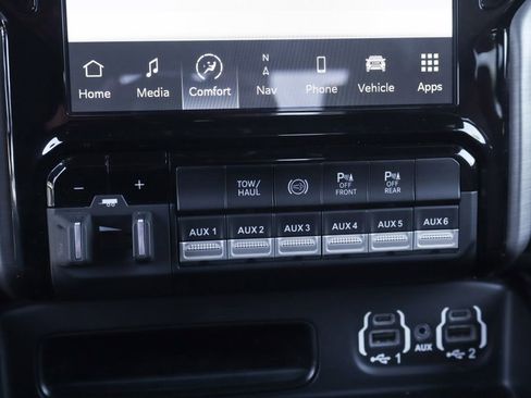 Used 2022 RAM 3500 Limited image 41