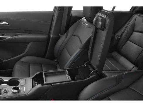 Used 2024 Cadillac XT4 Sport image 14