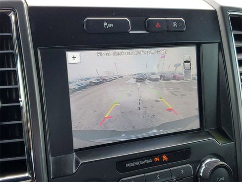 Used 2017 Ford F150 XLT w/ Equipment Group 302A Luxury image 21