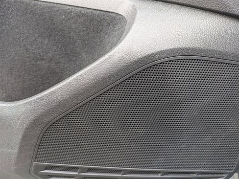 Used 2017 Volkswagen GTI SE image 14