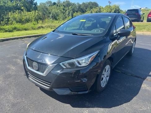 Used 2021 Nissan Versa S FWD image 7